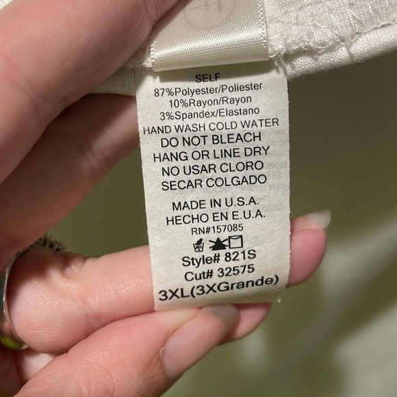 White stretch skirt with ruffle edge mid thigh high Find Me Plus Brand - Picture 5 of 6